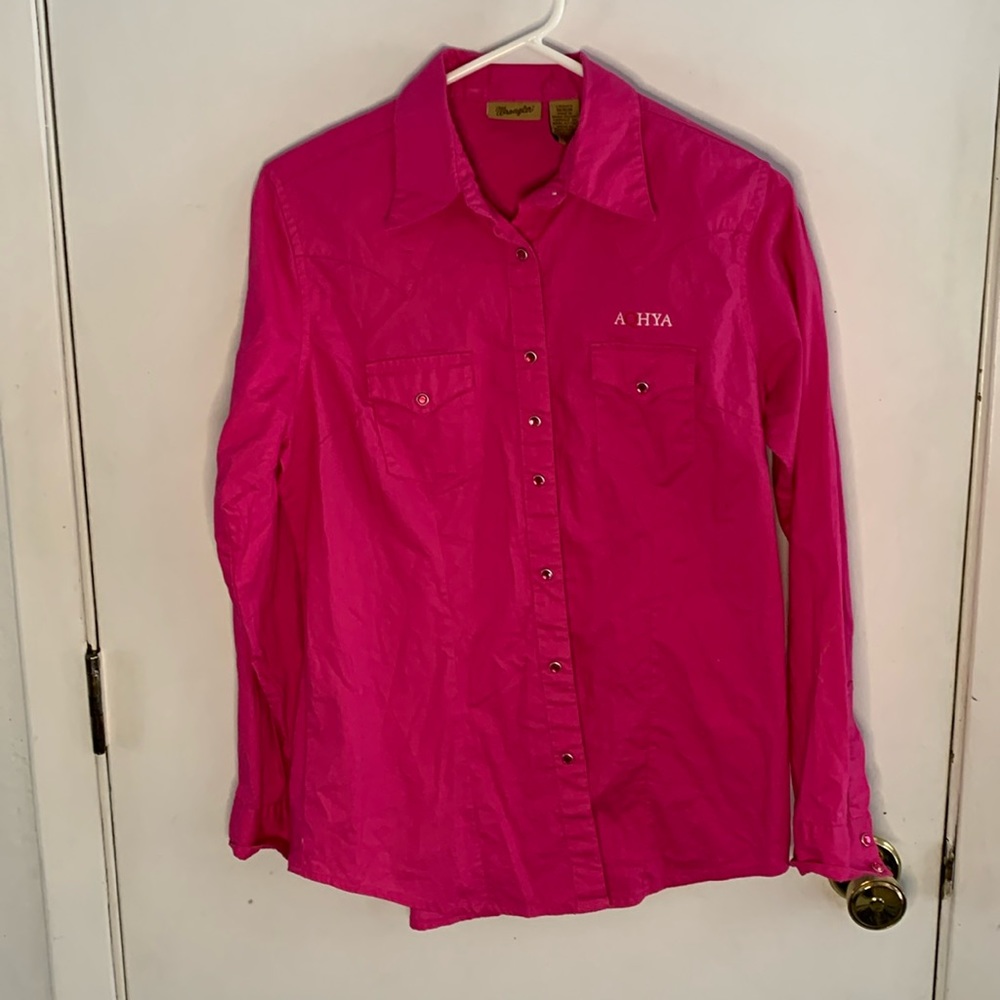 Wrangler AQHYA raspberry pink long sleeve button down western shirt Size Medium